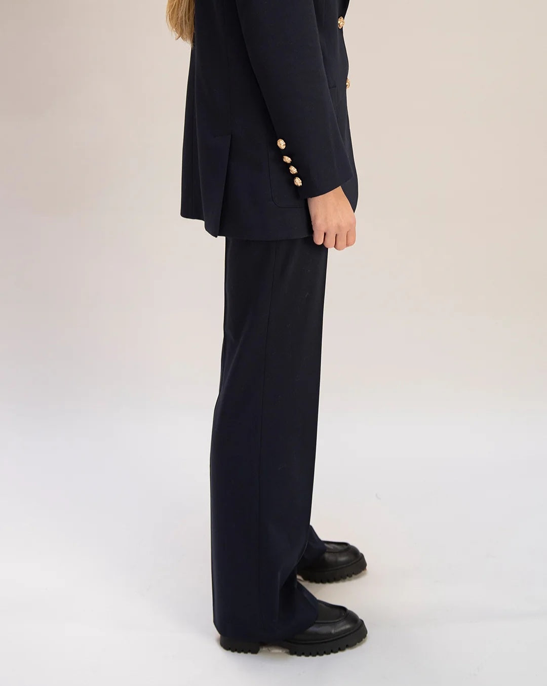 Été Comme Hiver Paris Riviera Tailored Pant In Navy