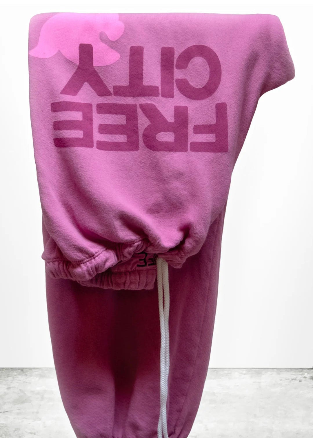 FREECITY sweatpant - pinkshrooms/pink