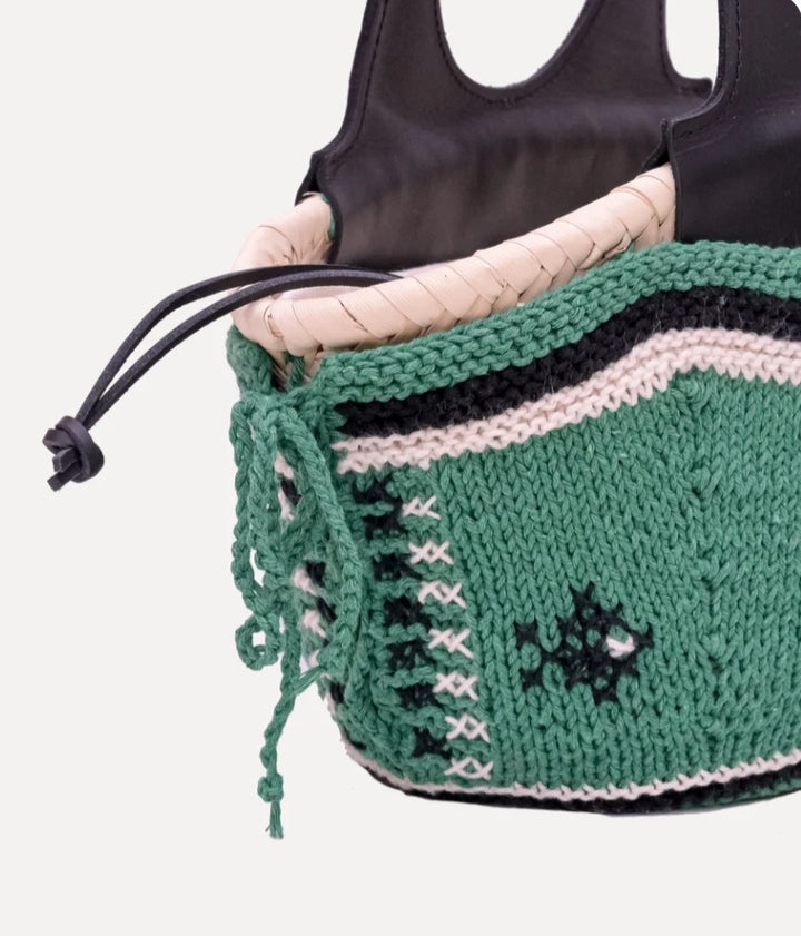 ENTRUDO Caxinas - mini embroidered basket in green