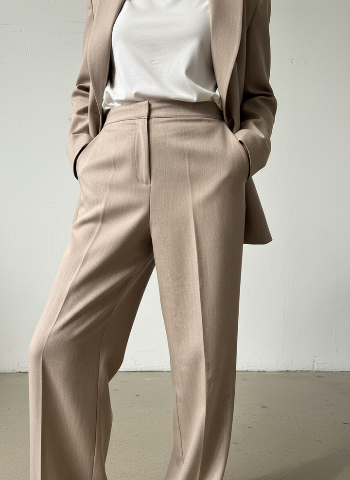 STUDIO PARISIEN Tailored Pants Beige