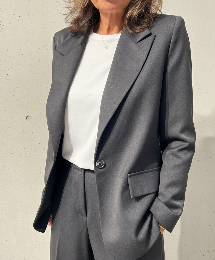 STUDIO PARISIEN Tailored Blazer Black