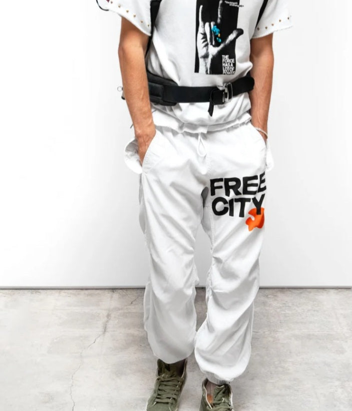 FREECITY FLAP/SNAP FREECITYLARGE MATTE/SATIN AIRJUMP PANT - laundry whites