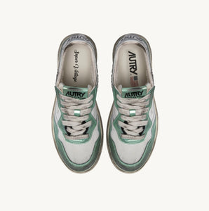 AUTRY
MEDALIST LOW SUPER VINTAGE SNEAKERS IN WHITE MESH, PASTEL GREEN SUEDE AND WHITE LEATHER