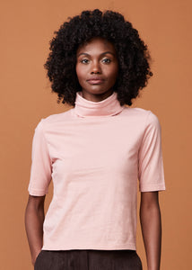 Monrow Relaxed Mock Neck Tee In Dry Rose